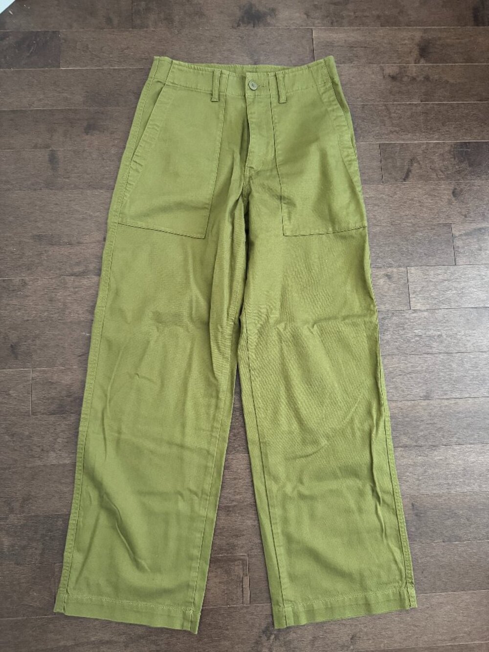 Uniqlo Olive Green Wide Leg Utility Pants High Rise Size S (New without tag)